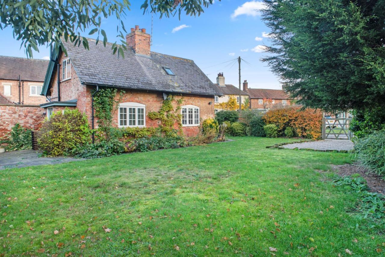 Beautiful 2 Bedroom In Oxton Holiday home