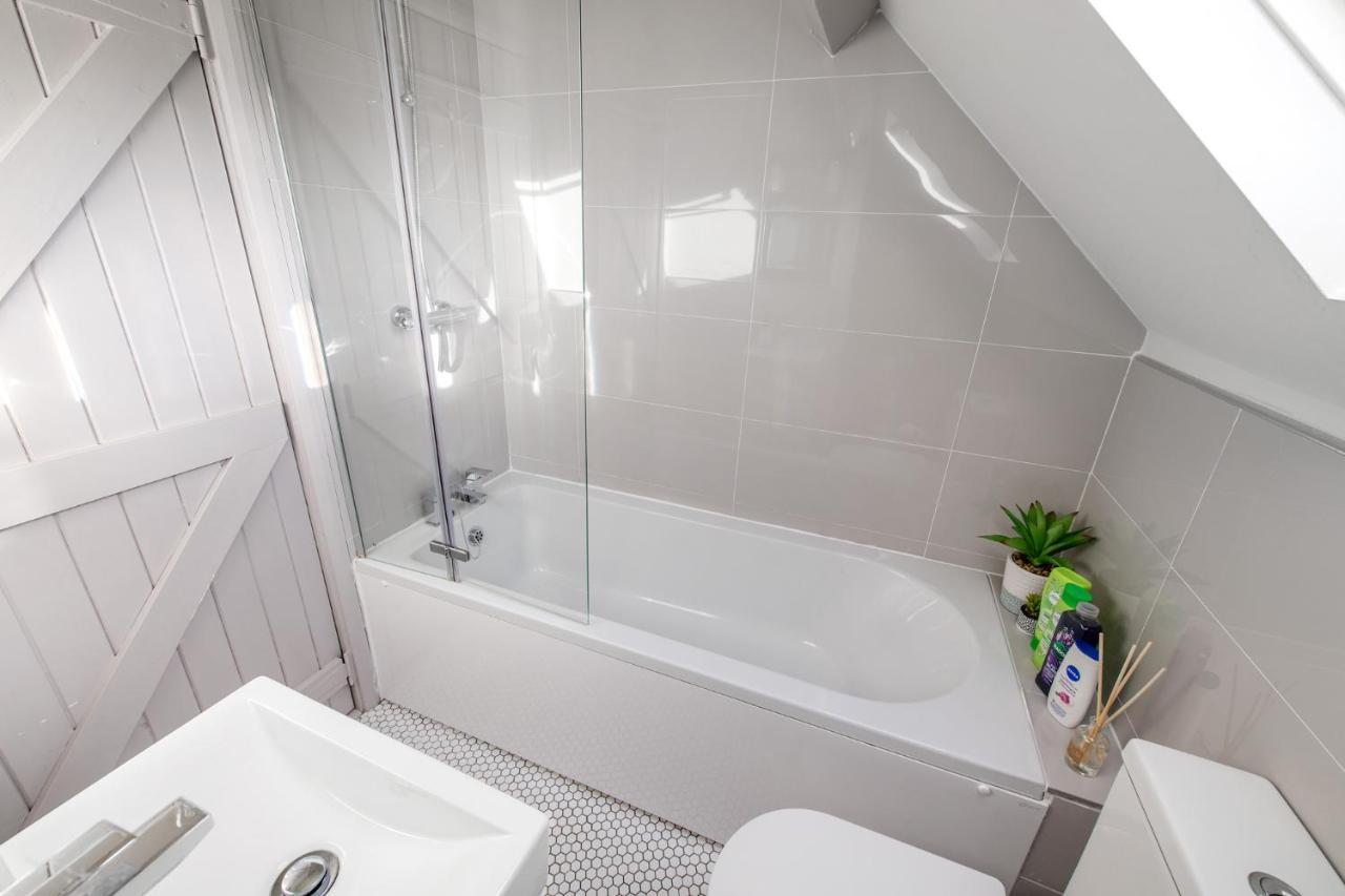 Beautiful 2 Bedroom In Oxton * Oxton (Nottinghamshire)